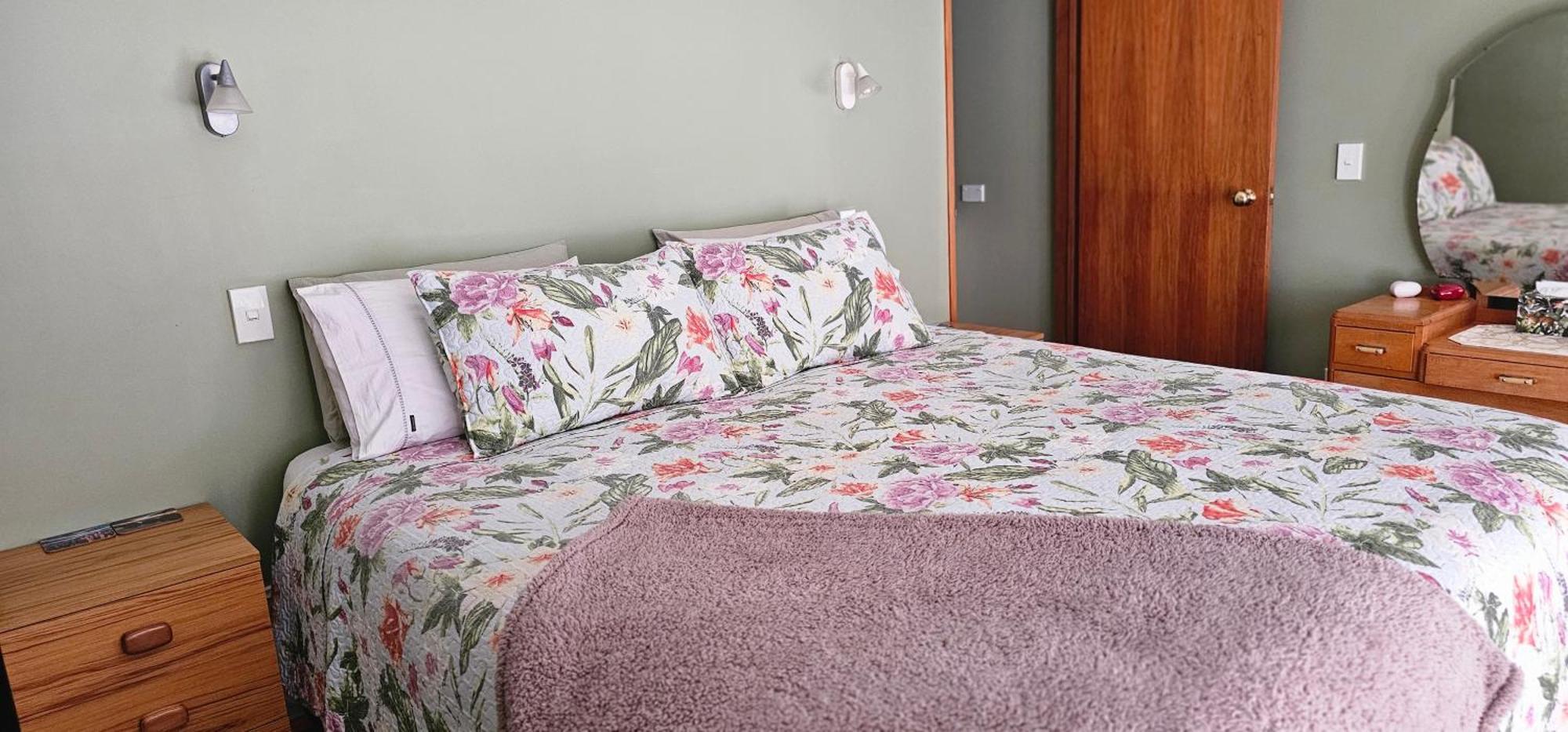 Fred&Donz Bed&Breakfast Tauposee Exterior foto